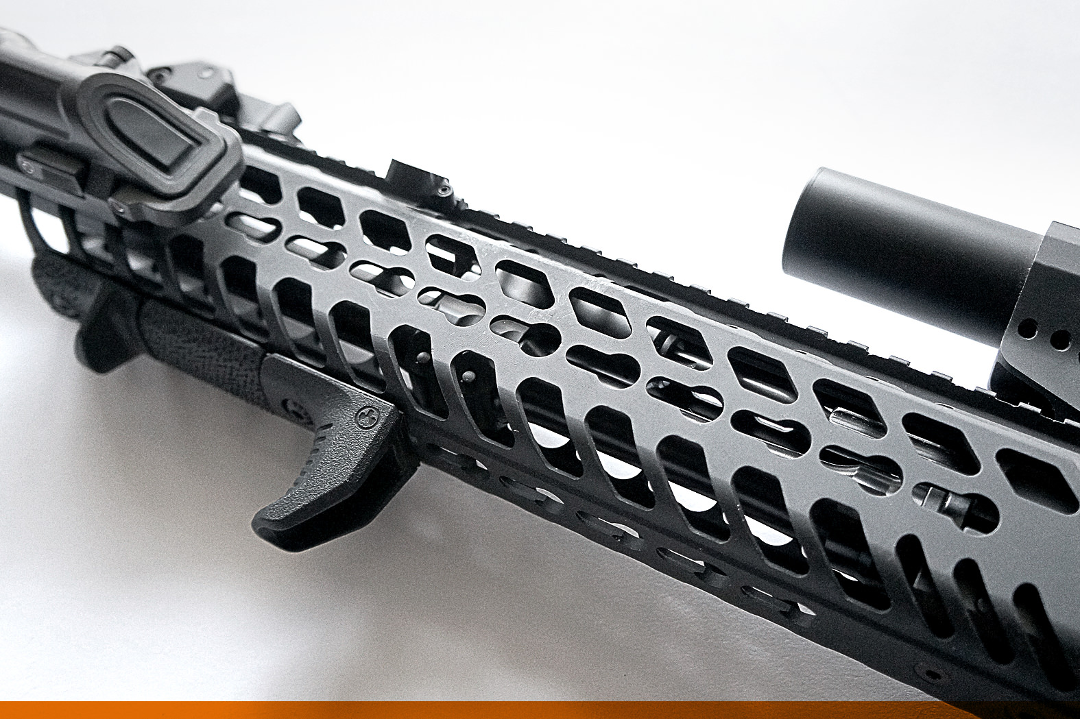 defense magnesium handguard